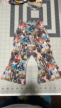 Load image into Gallery viewer, RTS Flare Pants
