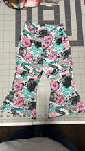 Load image into Gallery viewer, RTS Flare Pants
