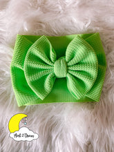 Load image into Gallery viewer, Neon Green Bow
